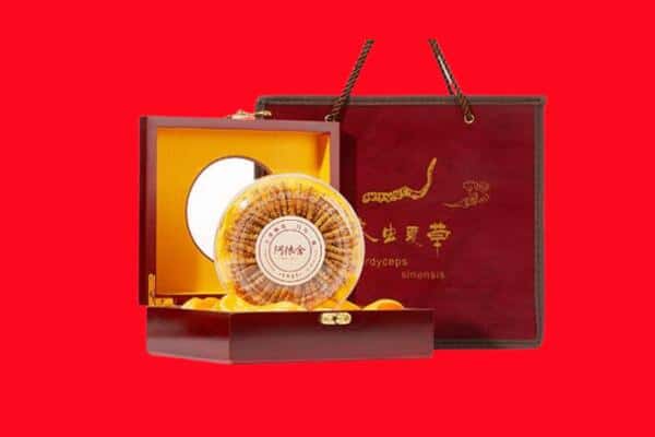 收购资讯:太和县回收冬虫夏草是按克吗